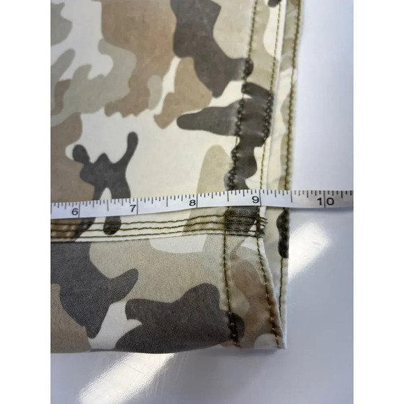 Mossimo Supply Co. Mens Size 34 9 inseam Trunk Shorts  Logo TINY FLAW - Picture 14 of 16